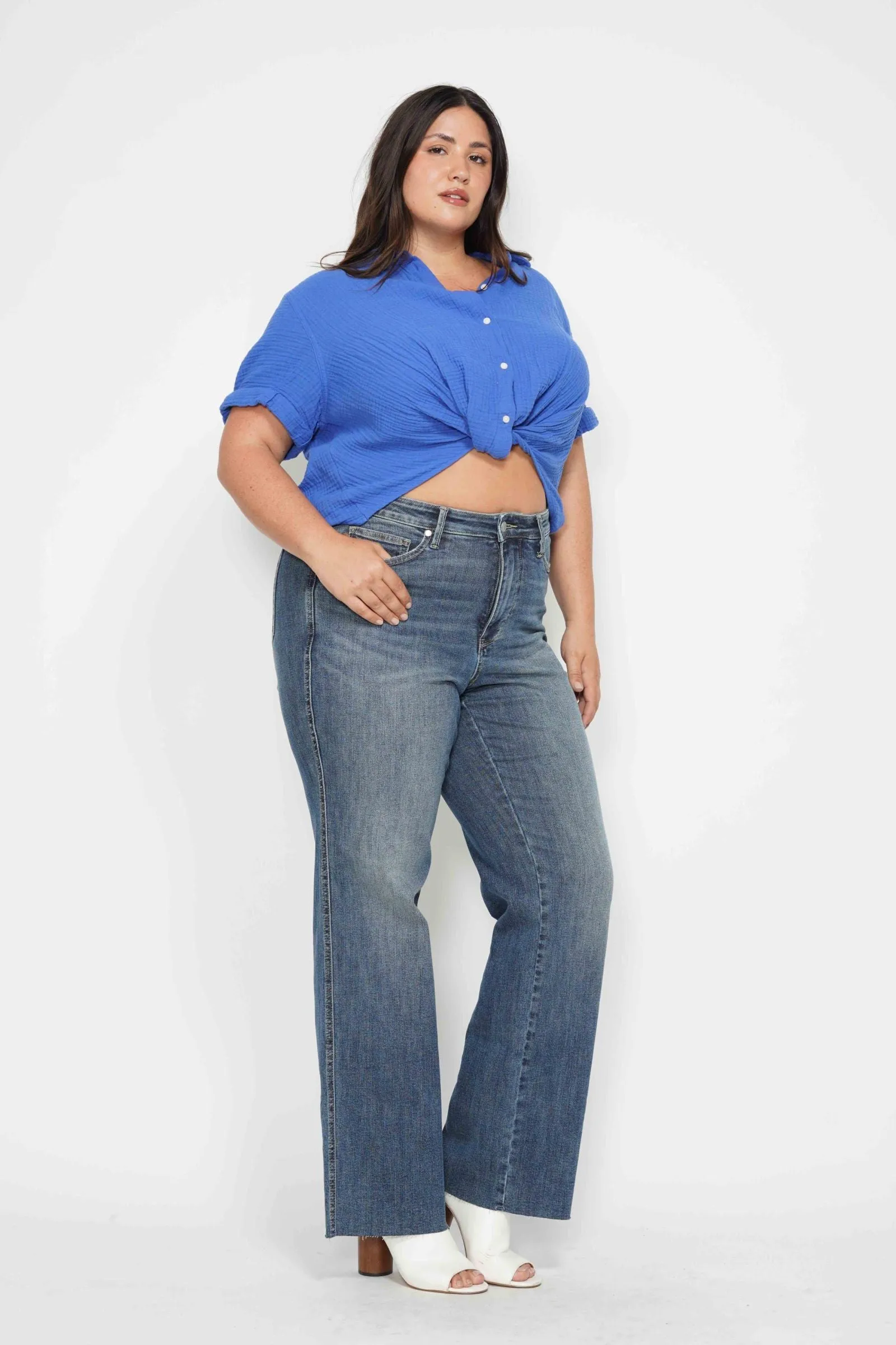 Judy Blue Mid Rise "Tummy Control" Vintage Straight Denim 88870