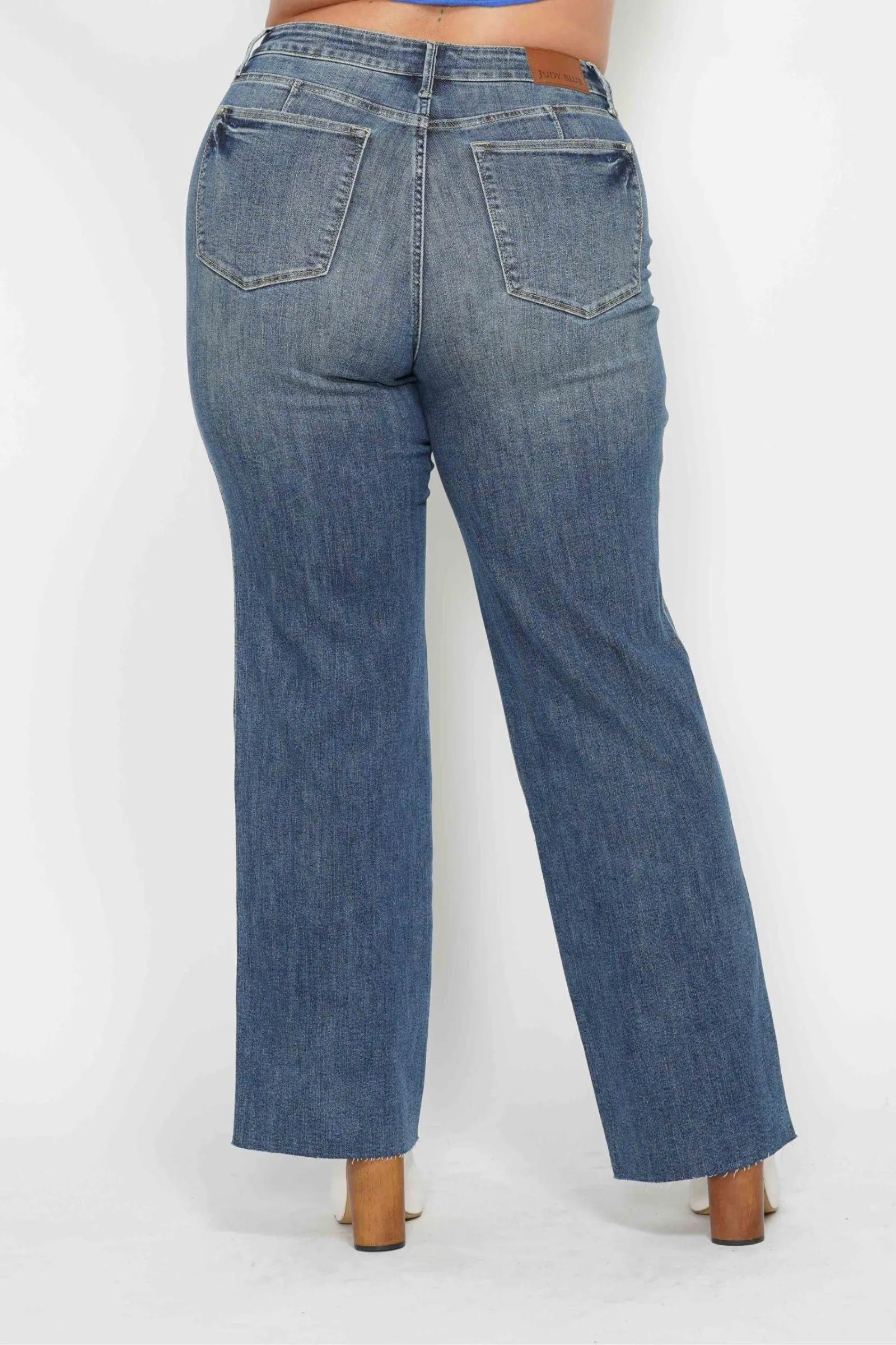 Judy Blue Mid Rise "Tummy Control" Vintage Straight Denim 88870